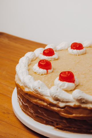 Torta chilena de coco entera