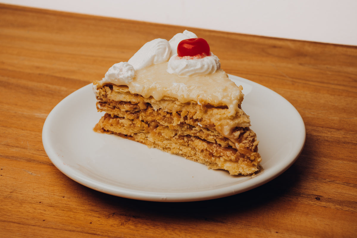 Torta chilena de coco porción