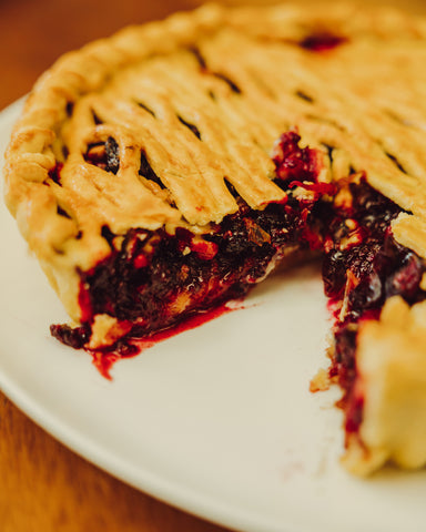 Pie de crema pastelera y frutos rojos