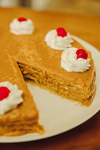 Torta chilena de rompope entera