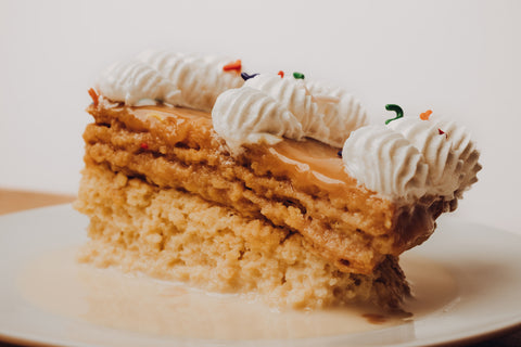 Torta chilena con tres leches porción