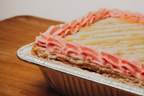 Torta chilena con tres leches de churchill entera