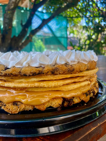 Torta chilena de galleta de chocochips entera